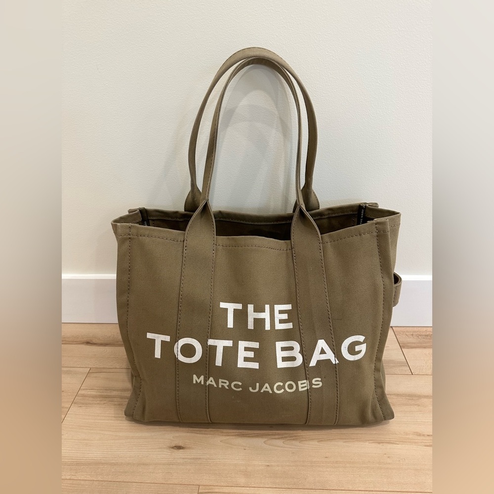 Marc Jacob THE LARGE TOTE BAG